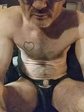 Snapshot of ROBERT0516 chatting on April 1, 2026, 4:13 am ROBERT0516 online show from April 1, 2026, 4:13 am