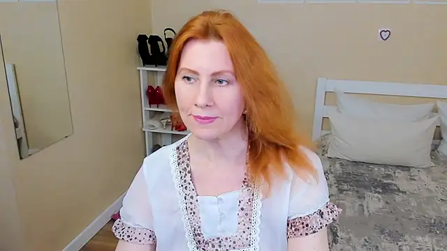 Snapshot of FoxySophia chatting on March 1, 2026, 3:19 am FoxySophia online show from March 1, 2026, 3:19 am