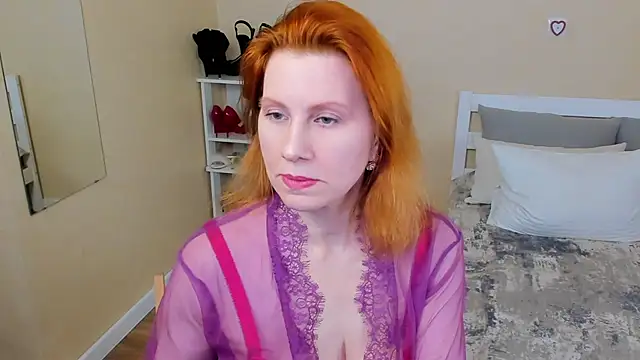 Snapshot of FoxySophia chatting on March 10, 2026, 9:58 am FoxySophia online show from March 10, 2026, 9:58 am