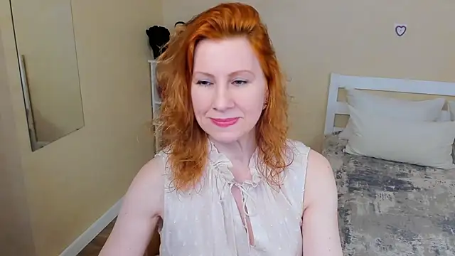 Snapshot of FoxySophia chatting on March 15, 2026, 12:22 pm FoxySophia online show from March 15, 2026, 12:22 pm