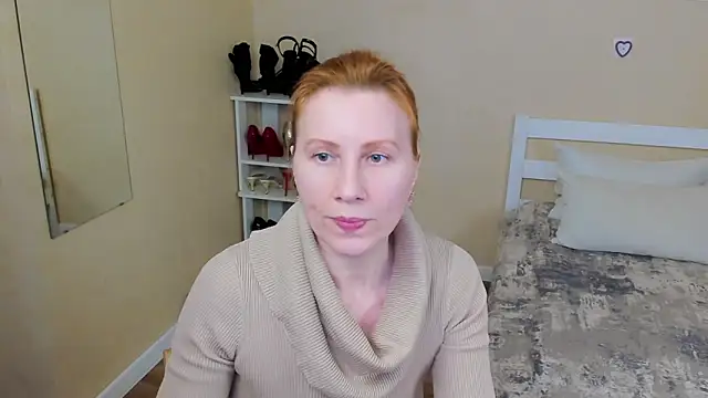 Snapshot of FoxySophia chatting on March 19, 2026, 7:07 pm FoxySophia online show from March 19, 2026, 7:07 pm