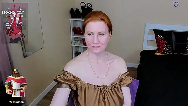 Snapshot of FoxySophia chatting on April 6, 2026, 12:41 am FoxySophia online show from April 6, 2026, 12:41 am
