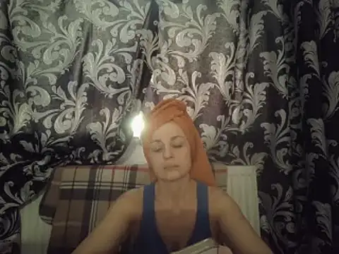 LindaStarS online show from March 5, 2025, 3:18 pm