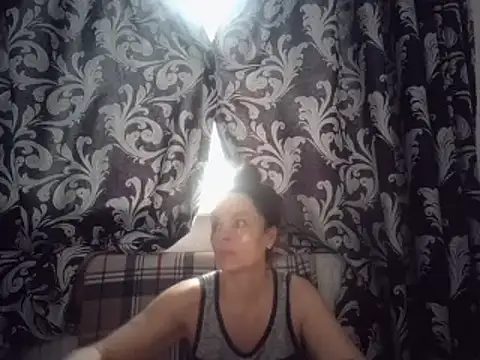 LindaStarS online show from March 20, 2025, 5:24 am