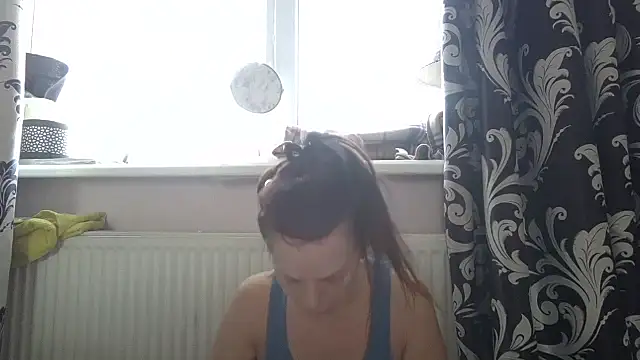 LindaStarS online show from February 28, 2026, 6:14 am