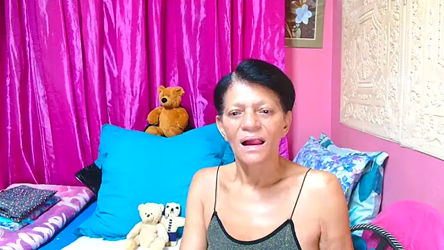 SLUTTYROXY online show from March 22, 2025, 5:09 pm