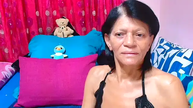 SLUTTYROXY online show from September 28, 2025, 3:56 am