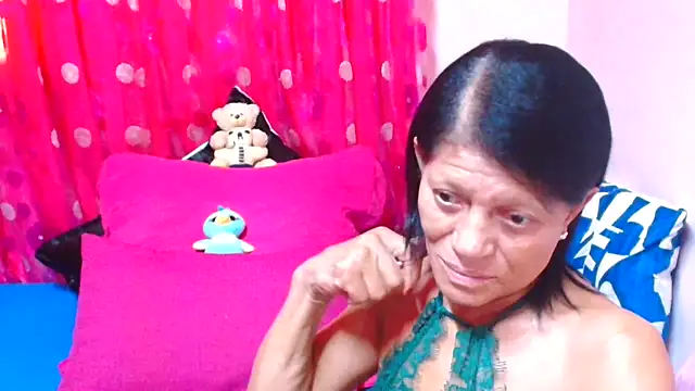 SLUTTYROXY online show from March 5, 2026, 5:47 am