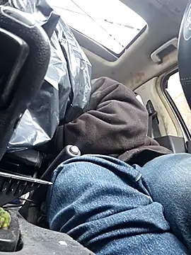 UncutHammer69 online show from March 13, 2025, 11:49 pm