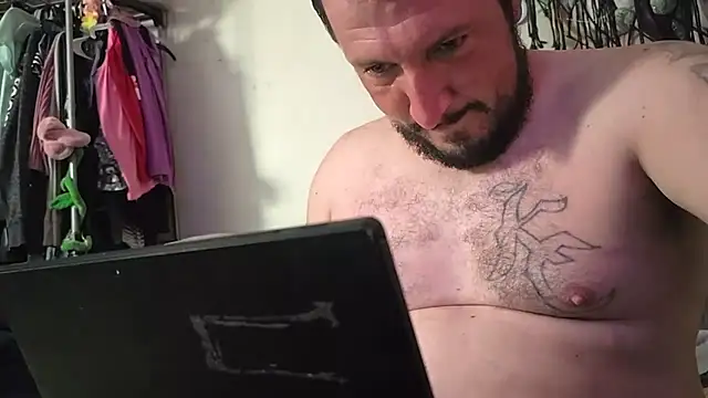 UncutHammer69 online show from September 21, 2025, 12:29 pm