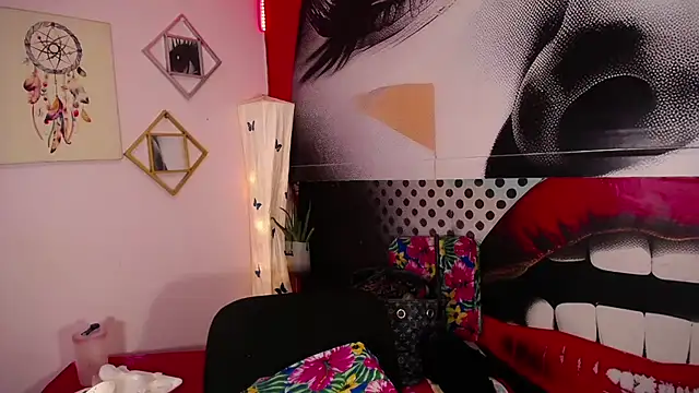 karlaveckyts online show from November 7, 2025, 7:03 pm