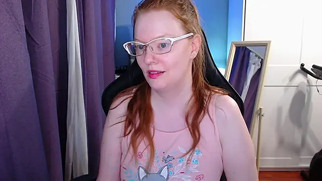 Snapshot of Lady_Inari chatting on June 23, 2026, 7:45 pm Lady Inari online show from June 23, 2026, 7:45 pm