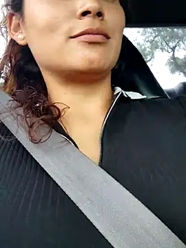 kinky milaxh online show from February 26, 2025, 9:16 pm