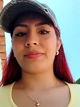 LINDA PATTY94 online show from February 2, 2025, 4:00 pm