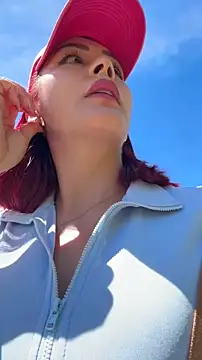 Snapshot of LINDA_PATTY94 chatting on June 10, 2026, 3:33 pm LINDA PATTY94 online show from June 10, 2026, 3:33 pm