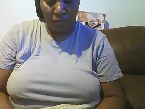 ebonytitts4u online show from March 23, 2025, 4:38 am