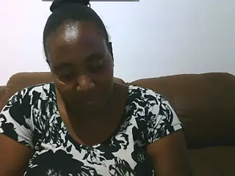 ebonytitts4u online show from February 16, 2026, 7:21 pm