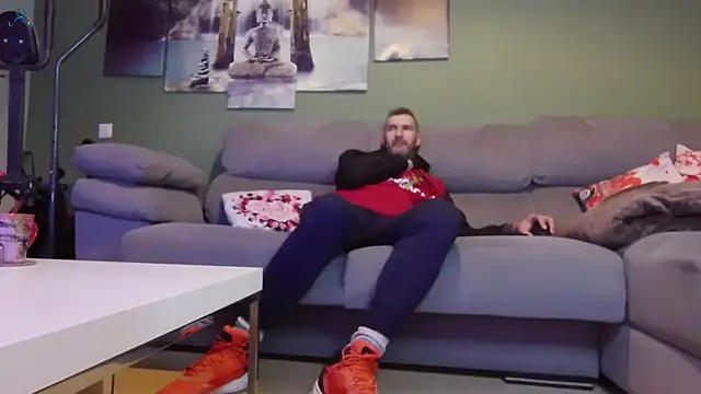 dilancock49 online show from February 10, 2026, 5:17 pm