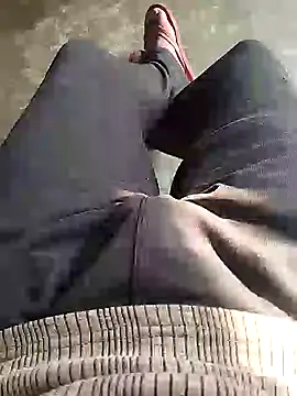 bigh96dik online show from December 2, 2024, 4:31 am