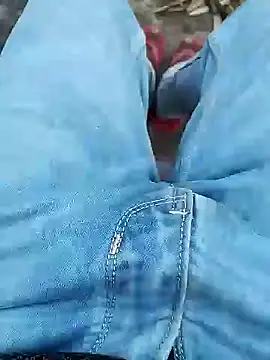 bigh96dik online show from December 27, 2024, 11:39 am