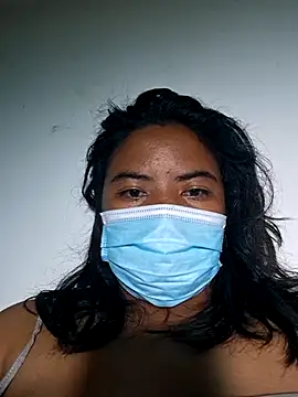 Snapshot of Artinah22 chatting on March 11, 2026, 10:49 pm Artinah22 online show from March 11, 2026, 10:49 pm