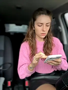 MariiD online show from October 25, 2025, 6:54 am