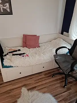 missjenn x online show from July 3, 2026, 4:46 pm