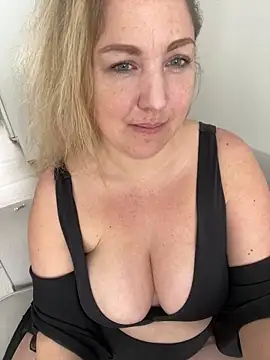 Snapshot of Anna_Alexa chatting on March 13, 2025, 7:31 am Anna Alexa online show from March 13, 2025, 7:31 am