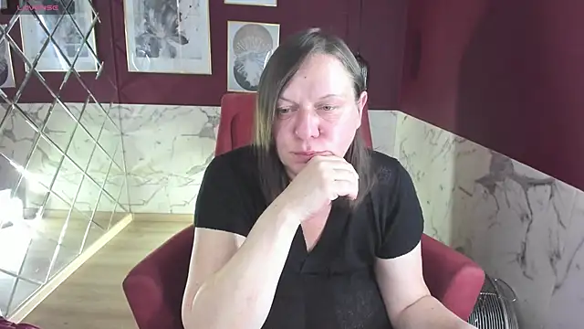 KellyPerfection online show from October 14, 2025, 5:41 am