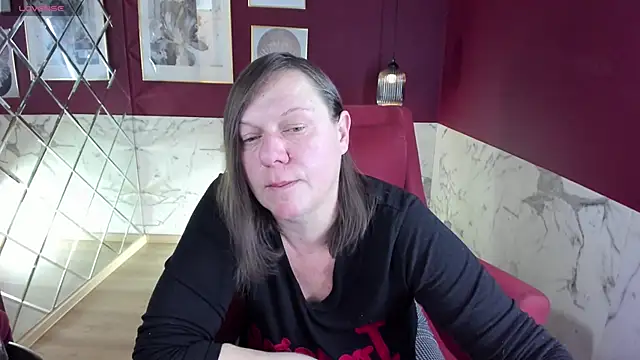 KellyPerfection online show from October 18, 2025, 5:21 am