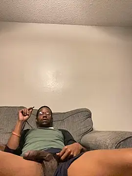 Snapshot of daloyhasabigdick chatting on November 18, 2025, 10:36 pm daloyhasabigdick online show from November 18, 2025, 10:36 pm