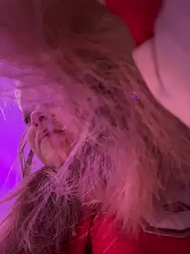 AnastasiaAniess online show from November 13, 2025, 6:12 am