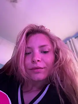 Snapshot of AnastasiaAniess chatting on April 2, 2026, 7:00 pm AnastasiaAniess online show from April 2, 2026, 7:00 pm