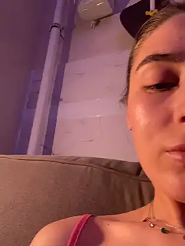 Snapshot of so_cutes chatting on September 14, 2025, 8:08 pm so cutes online show from September 14, 2025, 8:08 pm