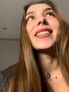 Snapshot of so_cutes chatting on November 16, 2025, 6:46 pm so cutes online show from November 16, 2025, 6:46 pm