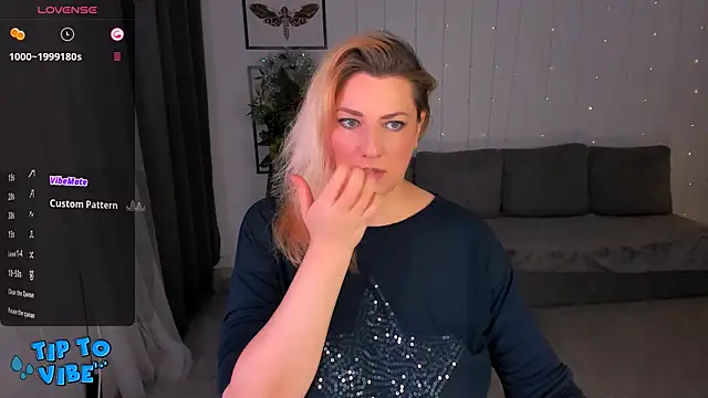 Snapshot of JillSpacey chatting on January 2, 2025, 10:11 pm JillSpacey online show from January 2, 2025, 10:11 pm