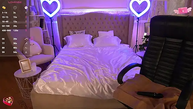 FoxyShy online show from March 21, 2025, 9:56 am