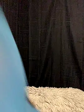 Rakiyahcharms online show from October 12, 2025, 3:11 pm