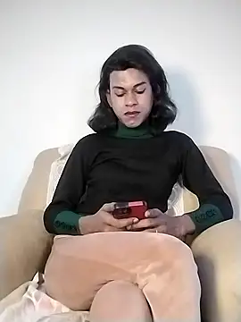 Nisha555 online show from November 7, 2025, 4:40 pm