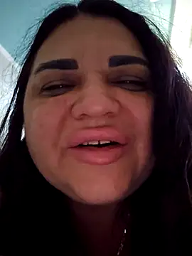 Snapshot of littleRikka chatting on October 3, 2025, 6:38 pm littleRikka online show from October 3, 2025, 6:38 pm