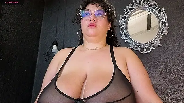 Snapshot of dulce_lf chatting on March 8, 2026, 1:59 pm dulce lf online show from March 8, 2026, 1:59 pm