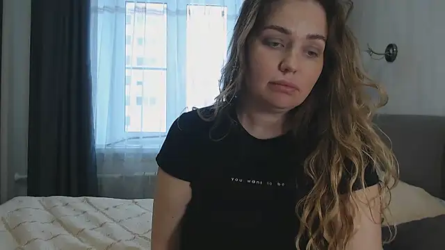 xxkristinaxx online show from March 4, 2026, 8:09 am