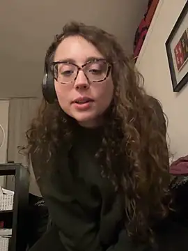 ladyturtle online show from March 19, 2026, 11:31 pm