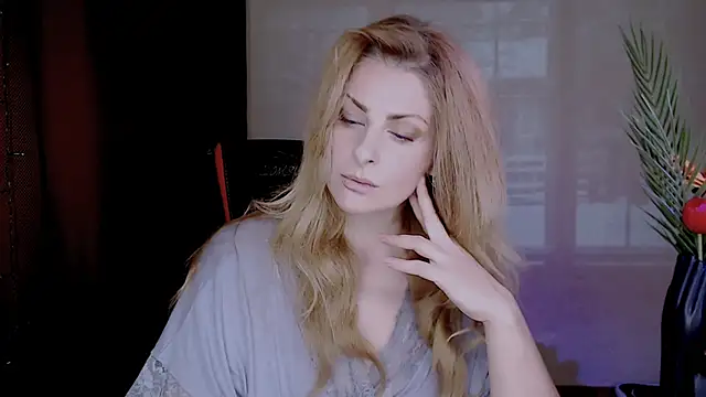 Eleonores online show from October 28, 2025, 5:11 am