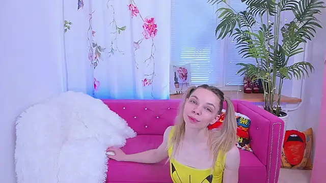 Snapshot of The_Deep_Passion chatting on February 5, 2025, 8:00 am The Deep Passion online show from February 5, 2025, 8:00 am