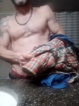 Snapshot of ThickDMatty@xh chatting on March 11, 2025, 4:21 am ThickDMattyxh online show from March 11, 2025, 4:21 am