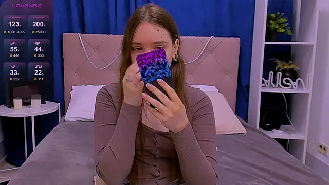 Snapshot of Janie_JJ_Curvie chatting on March 2, 2026, 1:30 am Janie JJ Curvie online show from March 2, 2026, 1:30 am