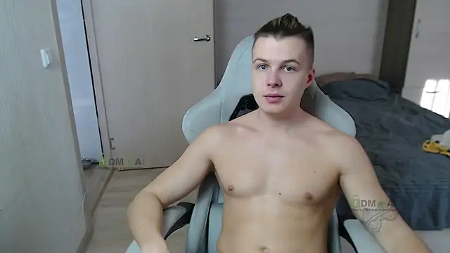 Sunny-Girl1 online show from March 22, 2025, 10:17 am