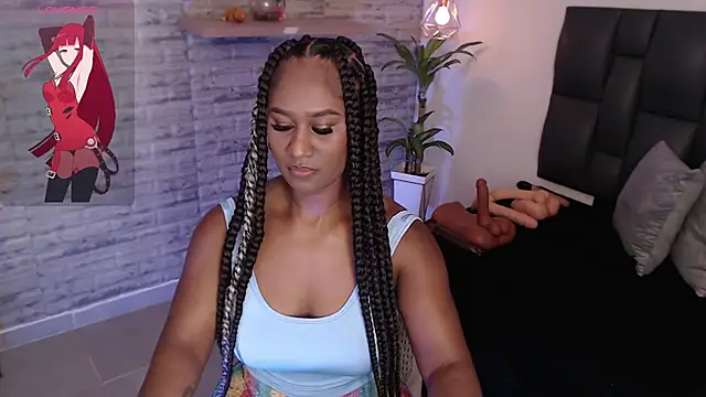 TinnaCobb online show from February 28, 2025, 4:20 pm