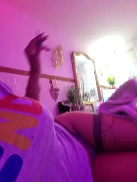 misscectito13 online show from October 14, 2025, 3:29 am